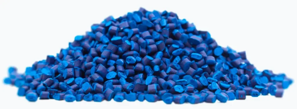 Polímeros granulados azuis